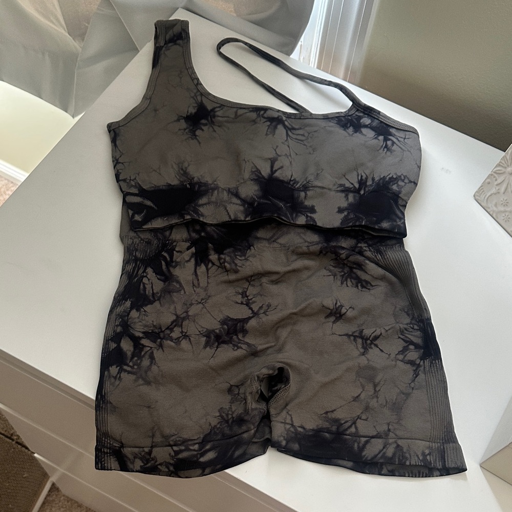 Tie-Dye One-Shoulder Two Piece Set